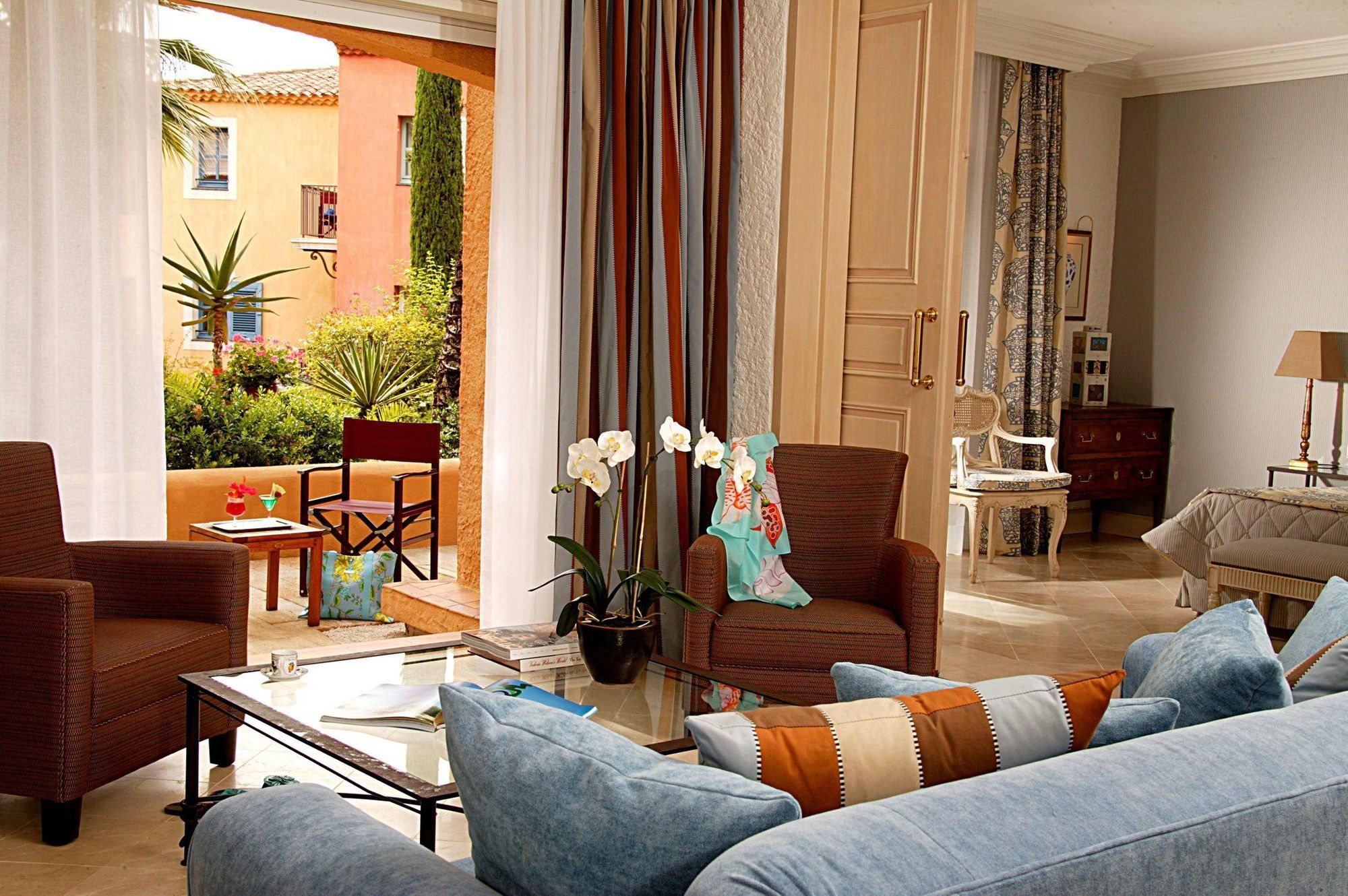 Hotel Byblos Saint-Tropez Bilik gambar